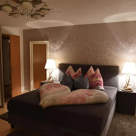 Ferienwohnung Fuer 8 Personen Ca 100 Qm In Juifenau, Tirol Nordtirol Грис-им-Зельрайн