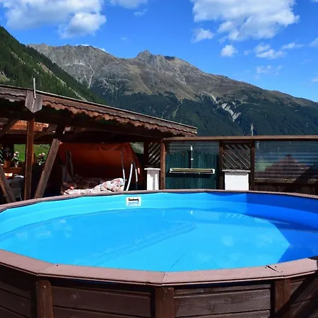 Ferienwohnung Fuer 8 Personen Ca 100 Qm In Juifenau, Tirol Nordtirol Грис-им-Зельрайн