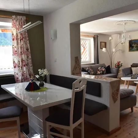 Ferienwohnung Fuer 8 Personen Ca 100 Qm In Juifenau, Tirol Nordtirol *